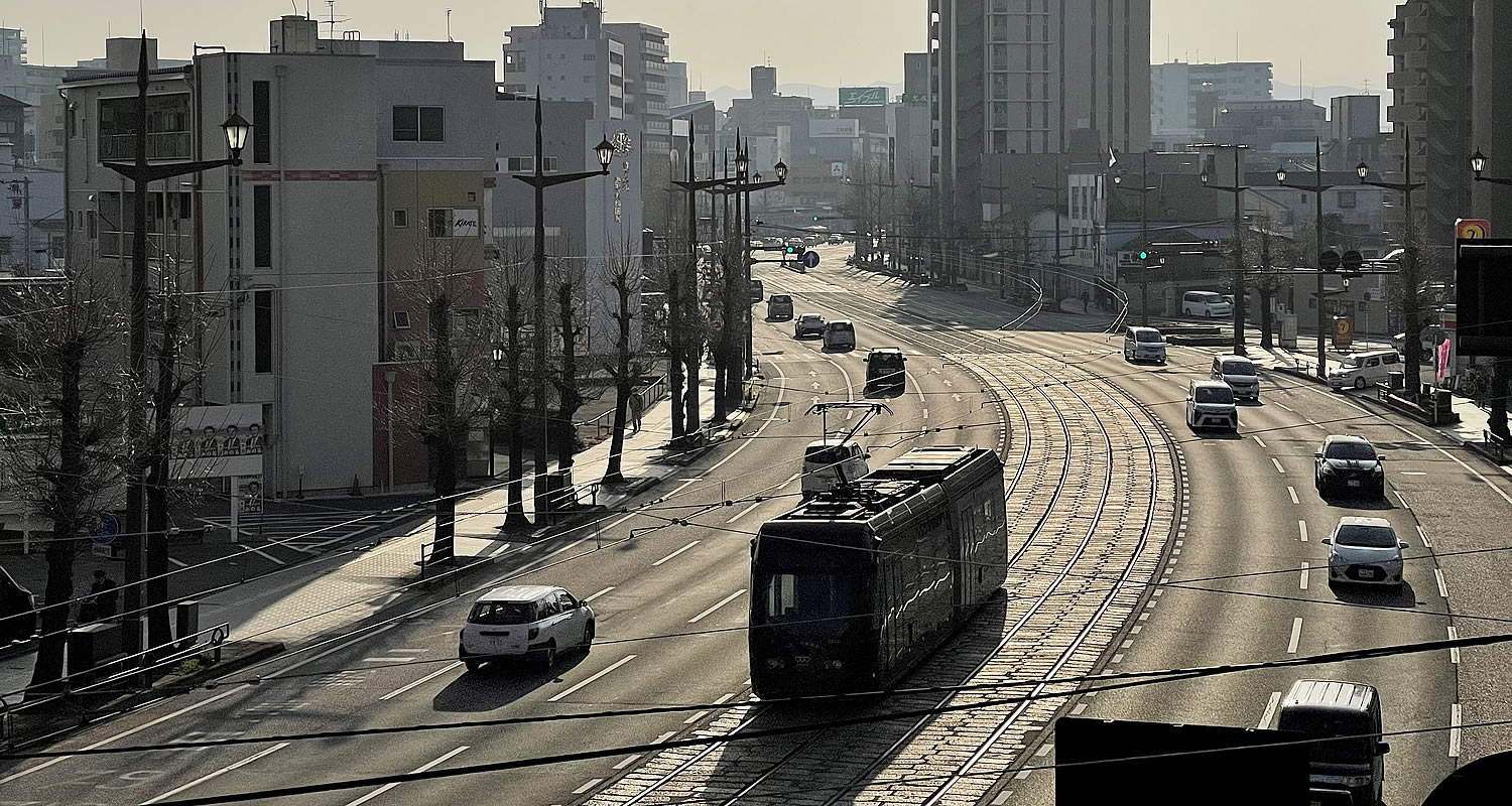 ダイワハウスのプレミスト大江本町近くの歩道橋からみた景色